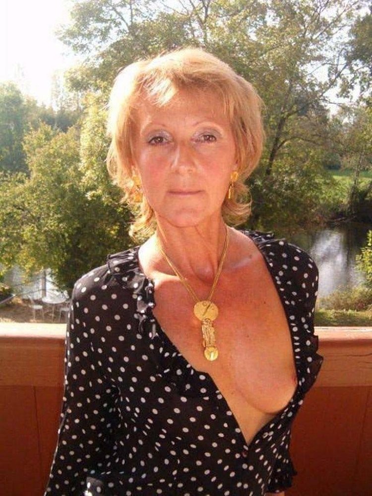 Amateur Granny Photos 93