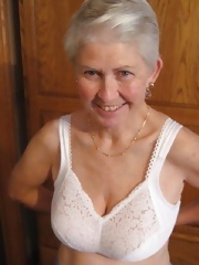 Sexy Old Ladies_859303